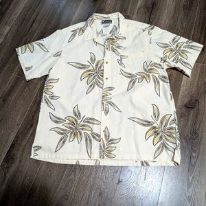 - - - Columbia 100% Cotton Short Sleeve Hawaiian Shirt. Neutral colours.…